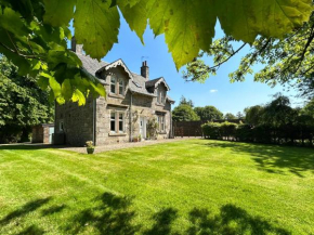 Luxury Garden Cottage